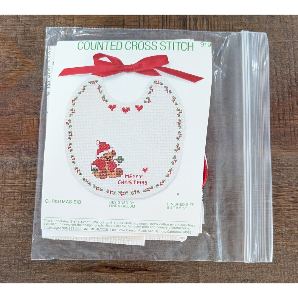 Vtg Sunset Designs 919 Counted Cross Stitch Holiday Christmas Bib Kit 5.5"